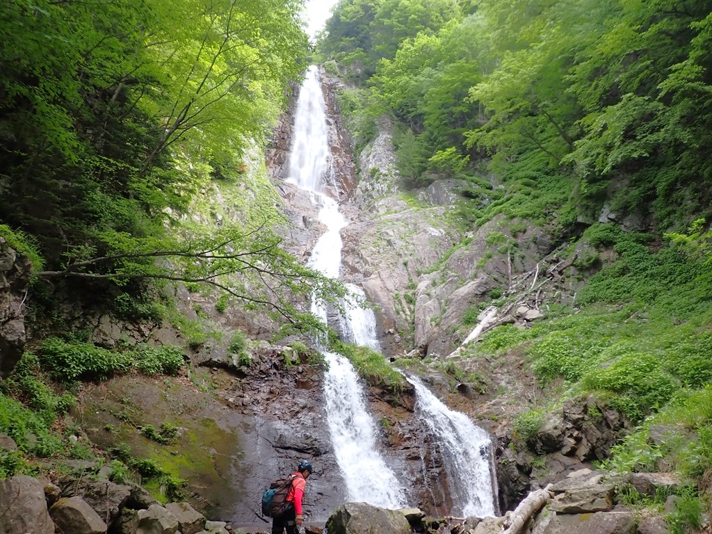 奥日光の秘瀑 赤岩滝