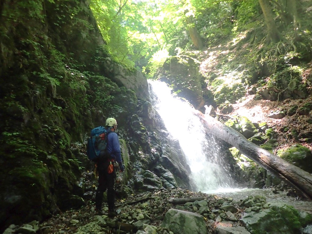 険谷 巳ノ戸谷